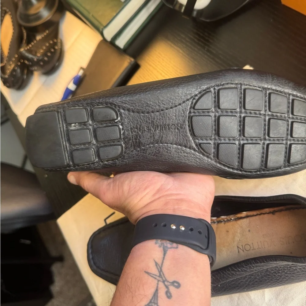 Louis Vuitton Black Loafers with Gold Logo - Picture 4 of 6